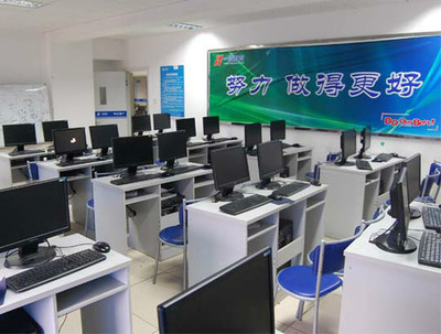 一度軟件教育學(xué)院——打造專業(yè)計算機軟件開發(fā)人才